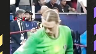 TRIK HANDUK SAKTI PSG DIBAJAK ARSENAL?!