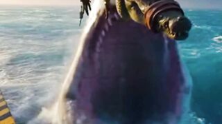 ????????Prehistoric terror rises from the deep ocean!????