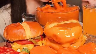 Mukbang of various delicious foods, burgers, nuggets and others ????