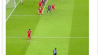 Menurut kalian, di tahun berapa Neymar mencapai puncak performanya? Barcelona 2015, PSG 2018, atau Brasil 2021? ????????