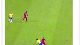 Menurut kalian, apakah Neymar adalah pemain dengan skill paling menghibur di era sepak bola modern? ????⚽????