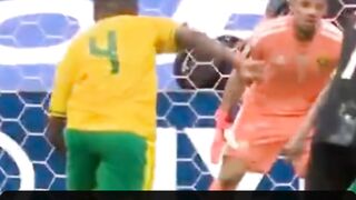 "Kanada 1-0 Afrika Selatan: Les Rouges Menang Dramatis!"