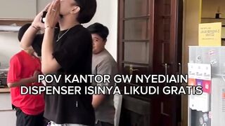 Kantor yang free liquid VAPE ,, segokil itu