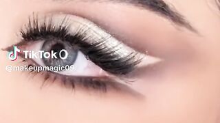 Glamours Eyes Makeover 20