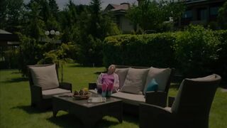 126. Amanecer (Gunesi Beklerken), en español