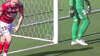 Bro Mencetak Gol Termudah di Sepanjang Karirnya..