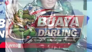 Pria berseragam TNI diduga curi kotak amal di masjid Dompu, NTB, diamankan warga! #Viral #TNI #Dompu