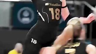 Turkish volleyball queen ” Mercedes Moné has ARRIVED in AEW