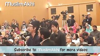 Man accepting islam during a speech of dr.zakir naik