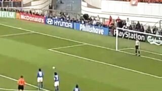 Chegukan em derbi adu penalti keluarga Kluivert benar-benar terjadi. Pada tanggal 29 Juni