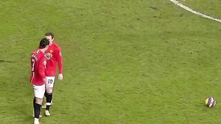 ketika rooney ngeremehin tendangan bebas ronaldo