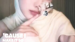 Mukena putih yang lagi viral 2