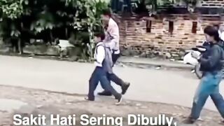 🚨 Tragis! Tak Kuat Di-Bully, Anak SMP Nekat Tus*k Teman Sendiri 😢 2