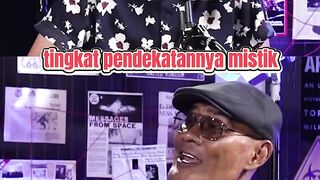 hanya di indonesia yang menganggap ufo hantu XD