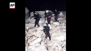 3-year-old boy is rescued after being trapped for 6 days after Venezuela earthquake
