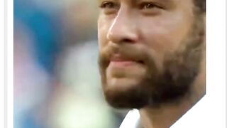 Tak heran jika hingga sekarang, aksi-aksi Neymar masih menjadi tontonan favorit para pecinta sepak bola di seluruh dunia