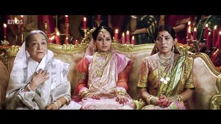 Kirron Kher Insulted by Devdas's Mother - Devdas Movie Scene | Kirron Kher Dialogues