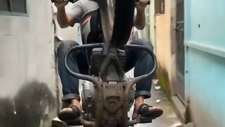 Great intentions, but this wheelie ended in total embarrassment 😂