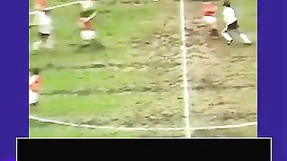 Manchester United mencoba jebakan offside tinggi yang ambisius melawan Liverpool
