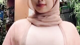 Malu tapi ok