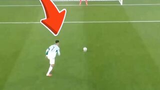 Ronaldo baru saja menemukan trik penalti baru di piala dunia 😱 #footballshorts