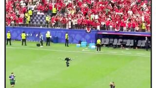 Timnas Mesir bersujud kepada Allah