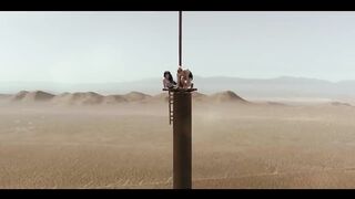 They Climb The World's Tallest Tower, Now They're Stuck | Fall (2022) | Movie Clip 4K