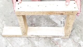 Simple bench idea from pallet wood.