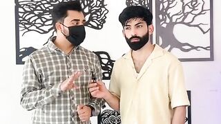 Larki ko UK ki hawaa Lag Chuki hai 😏 #fakelove #awareness #jerryprankster #herryjerry1 #prankcall