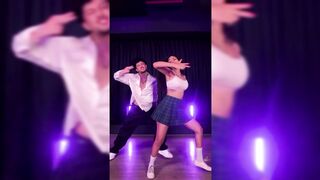 Indian Girl Ria Sood Dance