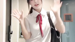 Kenapa Banyak Cewek Jepang Mengurung Diri di Kamar? Fakta Hikikomori🇯🇵#shorts