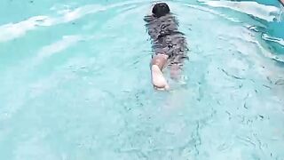 Berenang 4