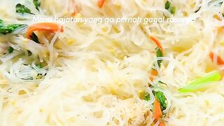 Resep Bihun Goreng Putih ala Hajatan, Rasanya Gurih dan Nggak Gampang Putus!