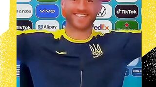 Andriy Yarmolenko siap pesta