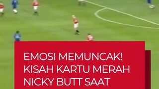 Setelah diusir keluar, Butt berjalan menuju ruang ganti saat timnya sudah tertinggal 2-0.