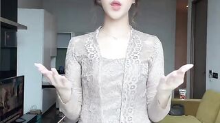 Ninya kebaya Indonesian