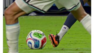 Bukti bahwa pada akhirnya, yang menentukan bukan apa yang dipakai, melainkan siapa yang memakainya.