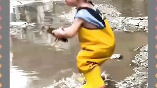 ikut berenang