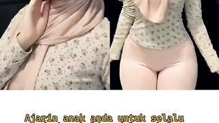Doakan beliau dalam sholat!