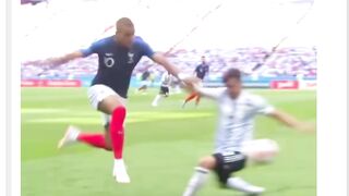 Baru berusia 18 tahun... tapi bermain seperti seorang legenda.