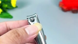 Cut Your Nails at Any Angle You Want!