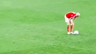 bergerak dalam diam
