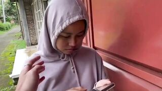 Niatnya mau minta maaf ke ceweknya.