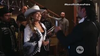 21. Nuevo Rico, Nuevo Pobre