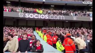Atmosfer di Stadion Etihad