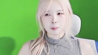 Cute Korean Dance Compilation | Best Moments part 24