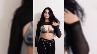 Indian Girl Bhupriya Verma Dance 2