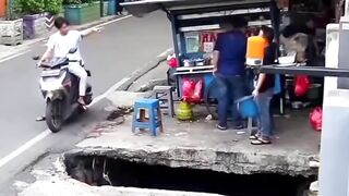 Motor nya sampai pindah alam