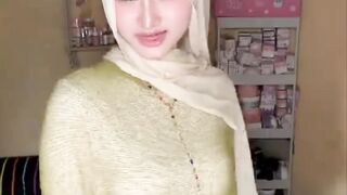 sini yu aku bantu nanti chat aku aja yaa nanti aku bantuu