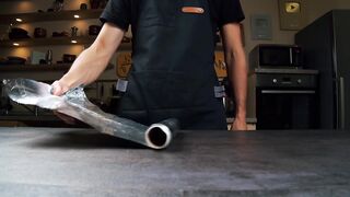 Это просто БОМБА! Сало НЕ СОЛИТЕ! Мои гости буквально растерзали эту закуску